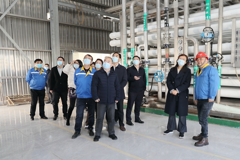 2022年12月15日，時(shí)任浙江省發(fā)展改革委黨組成員、副主任吳紅梅蒞臨景興紙業(yè)調(diào)研企業(yè)用能、節(jié)能工作