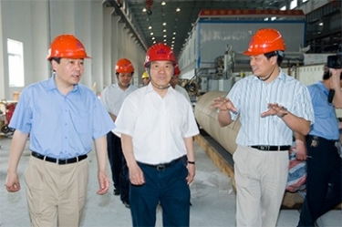 2007年5月25日，時任全國政協(xié)常委、經(jīng)濟委員會副主任、中國包裝聯(lián)合會會長石萬鵬一行來公司視察