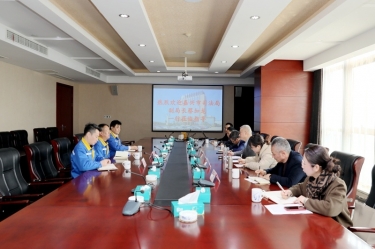 嘉興市司法局黨委委員、副局長(zhǎng)蔡加龍一行蒞臨景興紙業(yè)調(diào)研指導(dǎo)